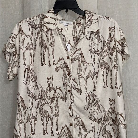 Jane + Delaney L Ivory Brown Horse Print Linen Blend Short Cap Sleeve Shirt - Picture 3 of 9